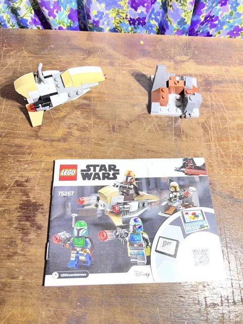LEGO Star Wars Mandalorian Battle Pack (75267) 102 pcs no figures has manual