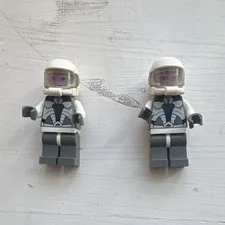Two Lego Star Wars Umbaran Soliders - Perfect Condition