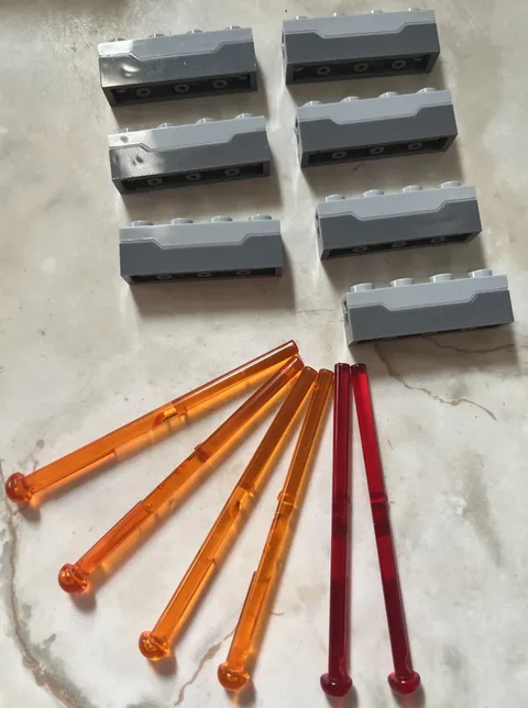 LEGO Launcher 7 Spring Shooters 15301 6 Red Orange Projectiles 15303 Weapons Lot