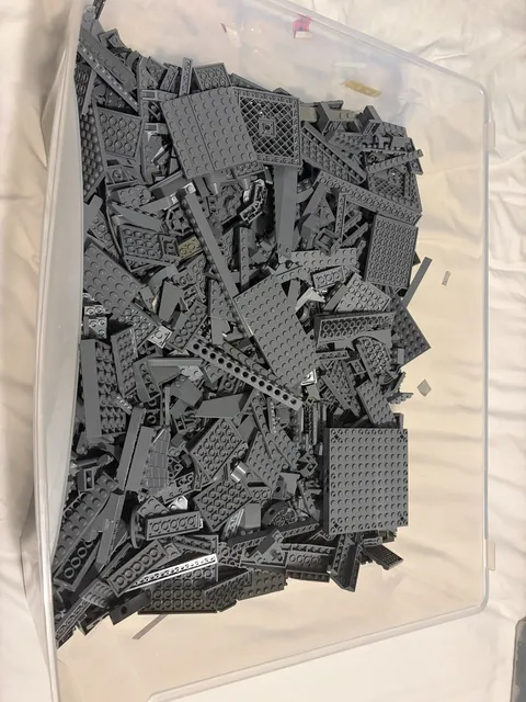 LEGO 200-300pcs Color Sorted Bulk Lot Pieces Cleaned Genuine (Dark Gray)