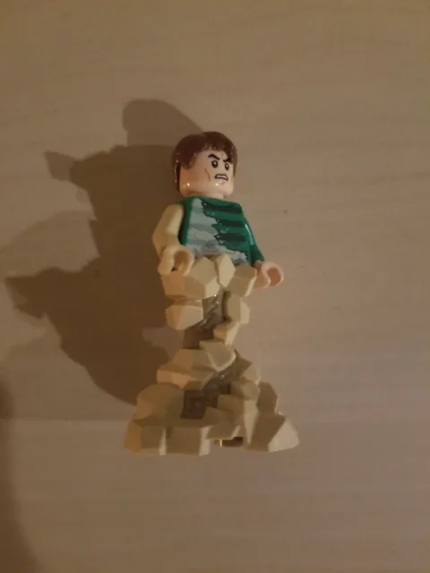Lego SH0685 Sandman Green Outfit, Swirling Base