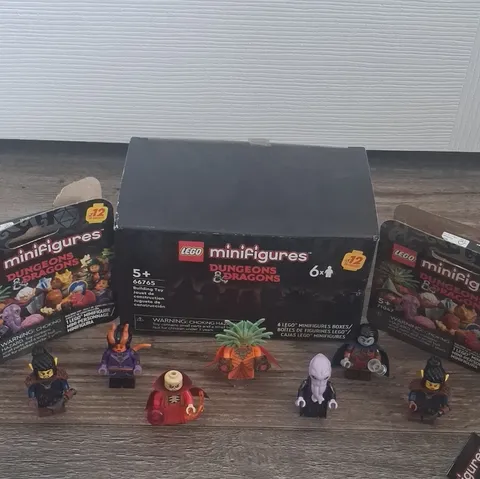 LEGO Dungeons & Dragons Minifigures Lot Series 71047 (MPN 71047)  Box set 66765