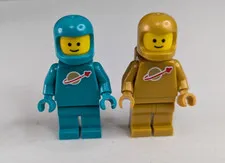 Lego Pearl Gold and Teal Classic Spaceman Minifigures from 21358 Vending Machine