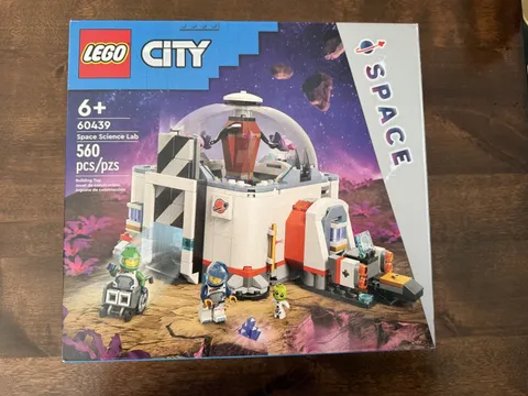 LEGO CITY: Space Science Lab (60439) - Sealed/Retiring Soon