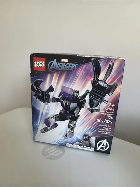 LEGO MARVEL AVENGERS - BLACK PANTHER 124 PCS. # 76204 FACTORY SEALED - Retired