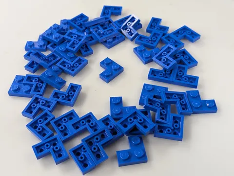 LEGO Lot 50x New Blue Plate 2 x 2 Corner (2420)