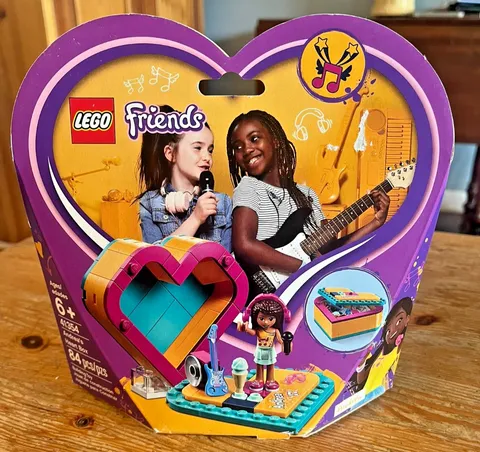 LEGO Friends Andrea's Heart Box 41354 New Factory Sealed Set Minifig