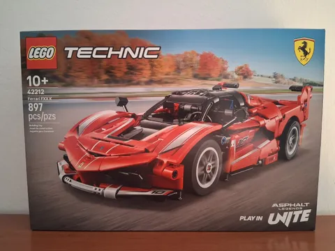 LEGO Technic 42212 Ferrari FXX K - 24 Hour Handling - New & Sealed!