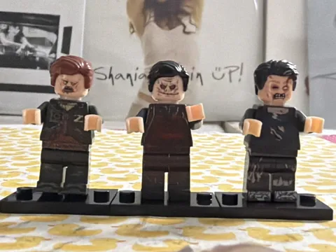 3x UNDEAD ZOMBIE LOT LEGO MINIFIG walking left 4 dead resident evil dawn of