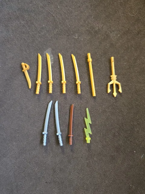 Lego Pearl Gold Grey Minifigures Weapon Swords Shamshir Katana Parts