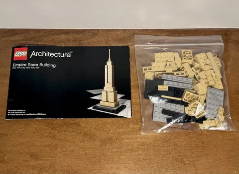 LEGO Architecture Empire State Building (21002) - COMPLETE with Manual