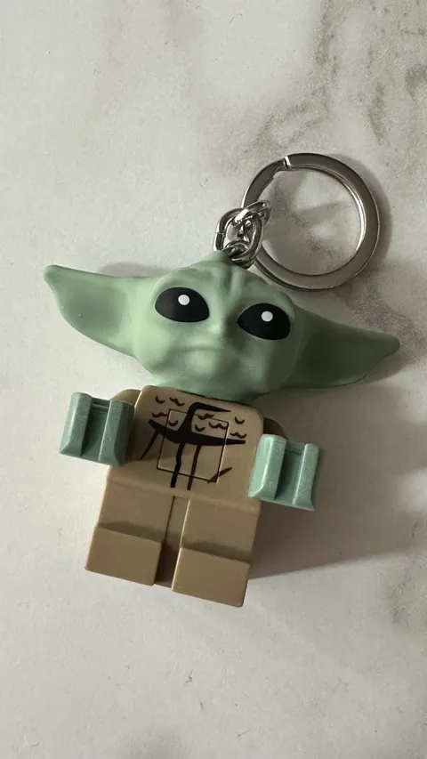 Lego Star Wars Grogu Minifigure Keychain #6384293 DISNEY