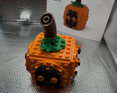 LEGO Jack O’ Lantern Promotional Mini Build Set
