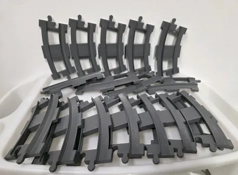Lego Duplo Gray Train Tracks Lot of 17 Curved Tracks