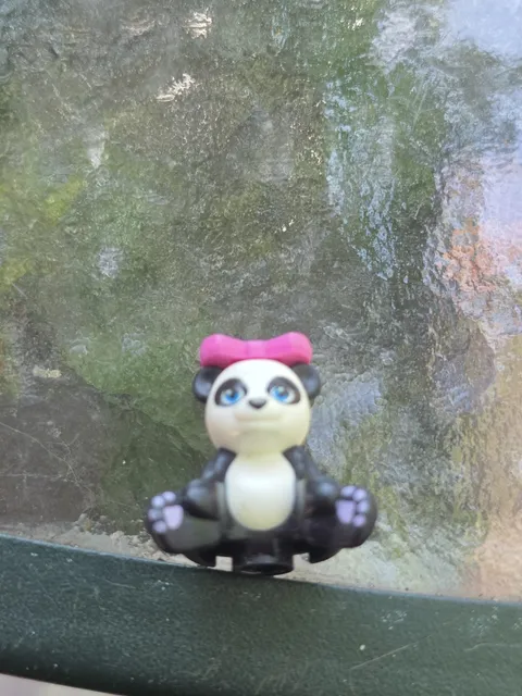 LEGO - Animal, Land - Panda Sitting with White Head and Stomach Pattern
