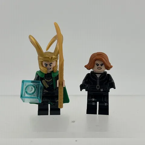 LEGO Superheroes: Loki Minifigure with Staff , Tesseract, and Black Widow