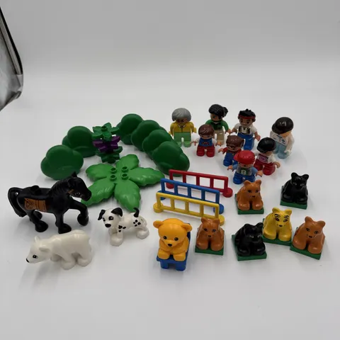 LEGO DUPLO Zoo Animal Lot Figures Fence Horse Dog Bear Kids People 32 Pieces