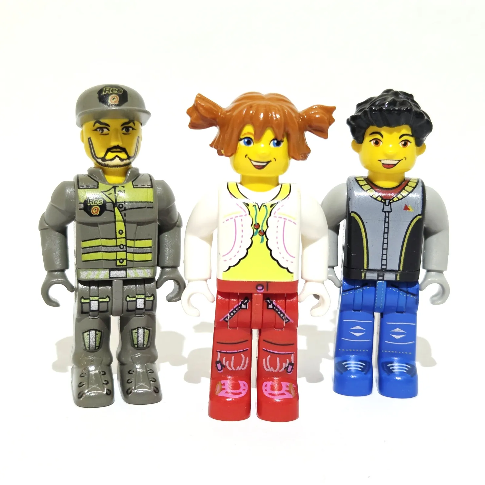 Lego 4 Juniors Minifigure Lot Res-Q Cap Tina & Max Creator 3 Vintage Figures