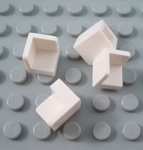 New LEGO City Modular Police Station Lot of 4 White 1x1x1 Corner Panel Pieces