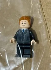 LEGO MARVEL NORMAN OSBORN Minifigure Oscorp Building ONLY 76324