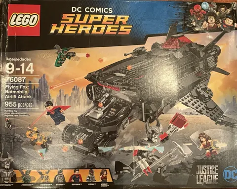 LEGO DC Comics Super Heroes: Flying Fox: Batmobile Airlift Attack (76087)