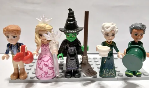 LEGO Wicked Minifigures from Set 75684 Glinda Elphaba Wizard Morrible Fiyero