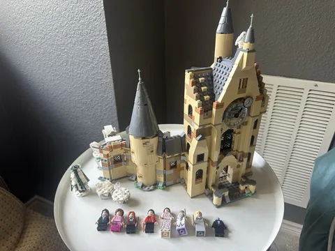 LEGO Harry Potter Hogwarts Clock Tower 75948 922pc Set w/ Minifigures