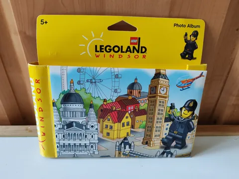 Lego Legoland Windsor Photo Album 2010 NIP MOC