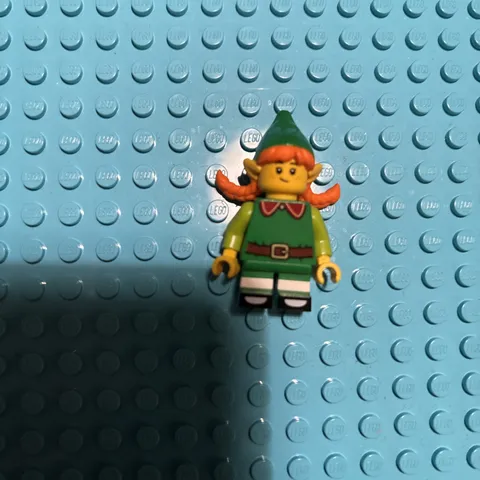 Lego Collectible Minifigure Series 23, Set # 71034 - Holiday Elf