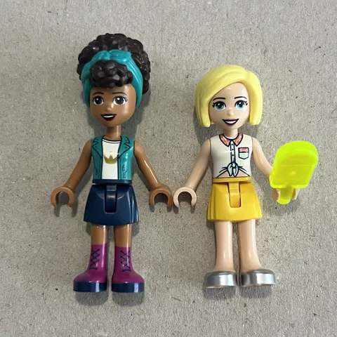 Lego Friends Minifigure Andrea frnd551 Roxy frnd550 Ice Cream Truck Girls 41715