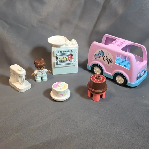 LEGO DUPLO Lot café/bakery bundle with pink café truck Replacements