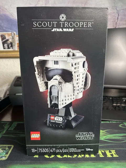 LEGO Star Wars: Scout Trooper Helmet (75305) FACTORY SEALED