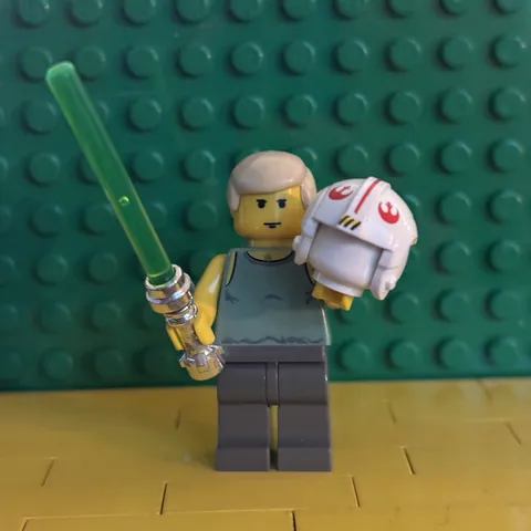 LEGO STAR WARS Dagobah Luke Skywalker (SW0106) Minifig | Lightsaber & Helmet