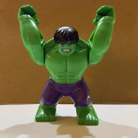LEGO Marvel Super Heroes HULK Big Minifig Purple Pants Sh0095 (Read)