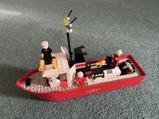 LEGO 4020 FIRE FIGHTING BOAT INCOMPLETE