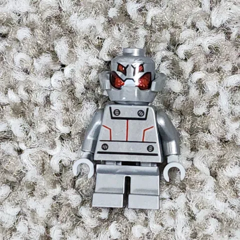 Ultron Prime 76031 Avengers Age Super Hero LEGO Minifigure Mini Figure