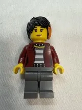 LEGO City Police Minifig #60246 - Daisy Kaboom - cty1123