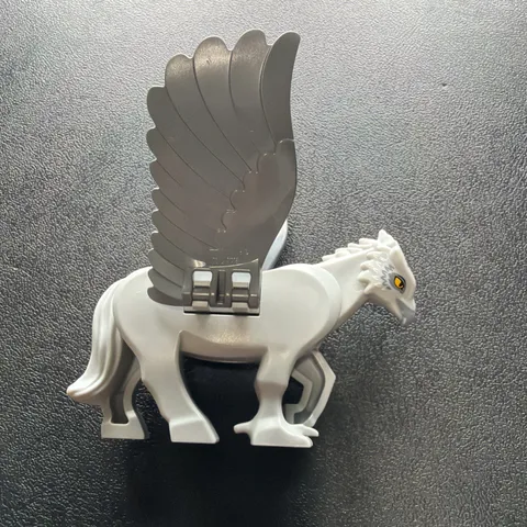Lego Harry Potter Buckbeak Hippogriff 75947 Excellent Shape
