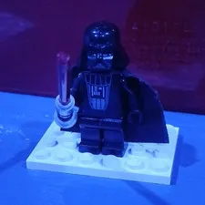 LEGO Star Wars Darth Vader- Light Up Lightsaber WORKING! Minifigure Sw0117