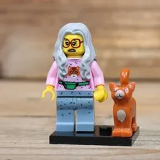 LEGO Collectible Minifigure Mrs. Scratchen-Post The LEGO Movie Series 71004