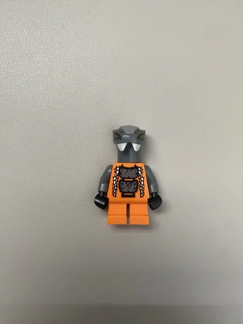 LEGO Chokun Minifigure Orange Snake Ninjago Short Legs, 9450 9591