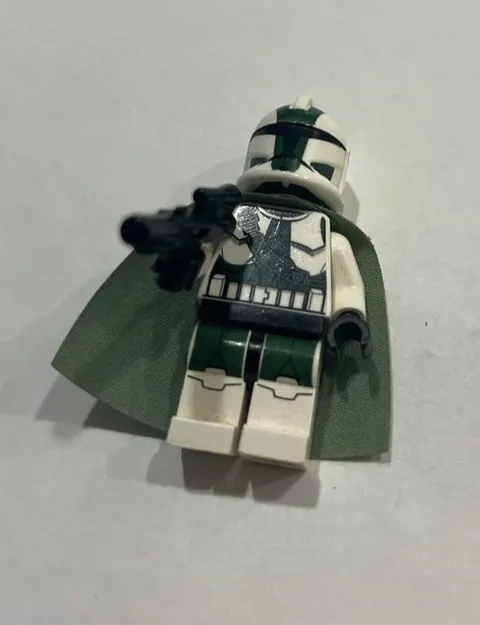 lego star wars minifigure green clone trooper with cape and blaster
