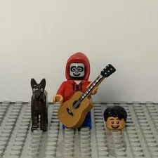 LEGO Disney Miguel Minifigure CMF Series 2 71024 Genuine Complete w/ Dante