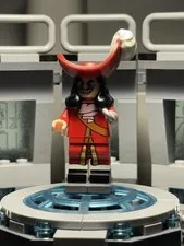 LEGO Minifigure Captain Hook DIS016 No Sabre Disney Collectible Series Retired