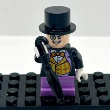 LEGO Sh0647 Batman Penguin Minifigure Lavender Legs Bright Vest Villain EUC
