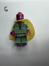 LEGO Vision - Sand Green, Yellow Spot on Forehead SUPER HERO CIVIL WAR