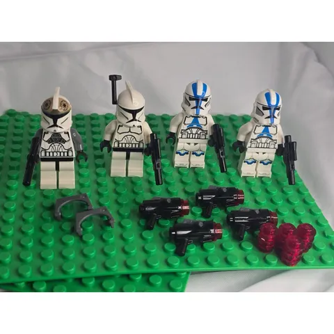 LEGO Clone Trooper, Clone Gunner, & Clone Trooper 501 Phase 2 Minifigures