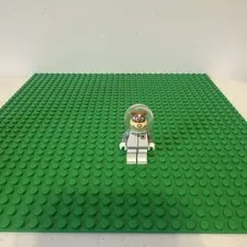 LEGO SpongeBob SquarePants Sandy Cheeks Minifigure bob012 Light Bluish Gray Legs