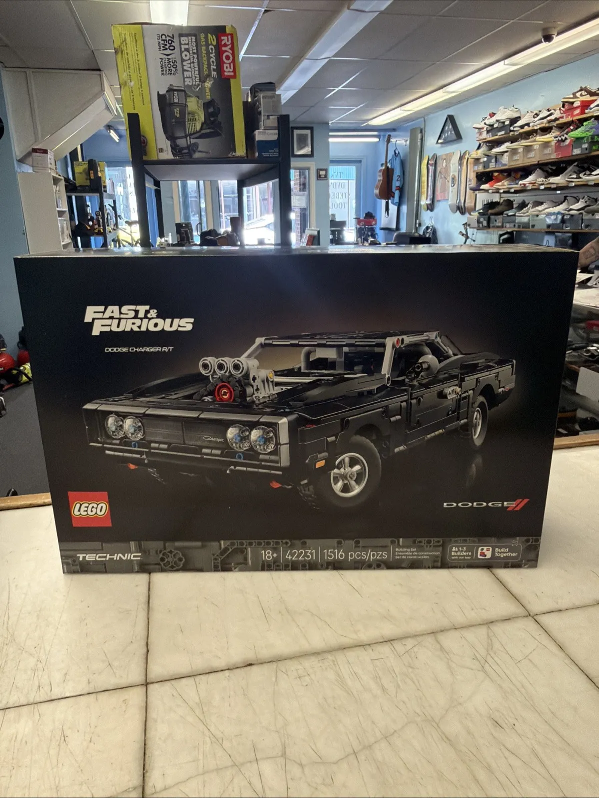 LEGO Technic 42231 Fast & Furious Dodge Charger R/T - 1516 Pieces ** IN STOCK **