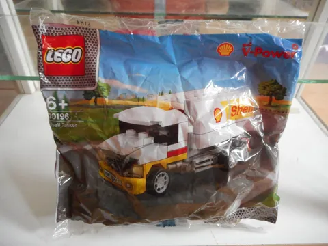 LEGO Shell V-Power Shell Tanker Truck in Polybag (Lego No: 40196)